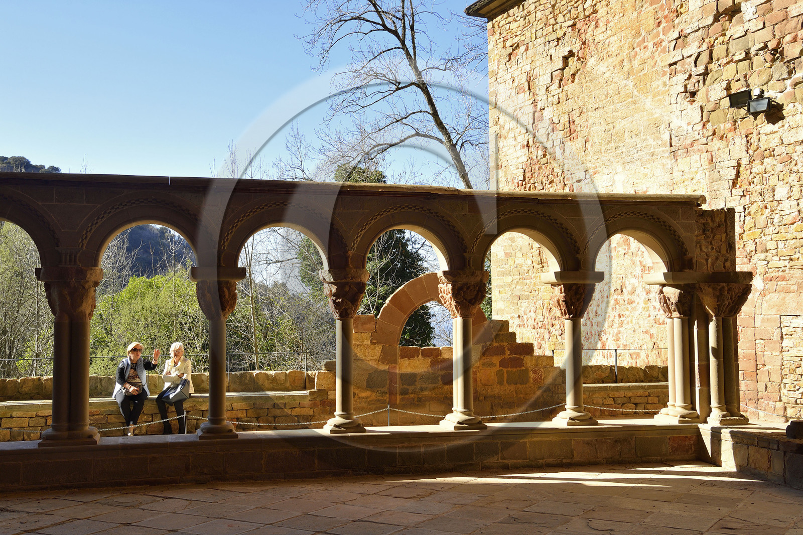 Espagne aragon jaca ermitage rupestre cloitre