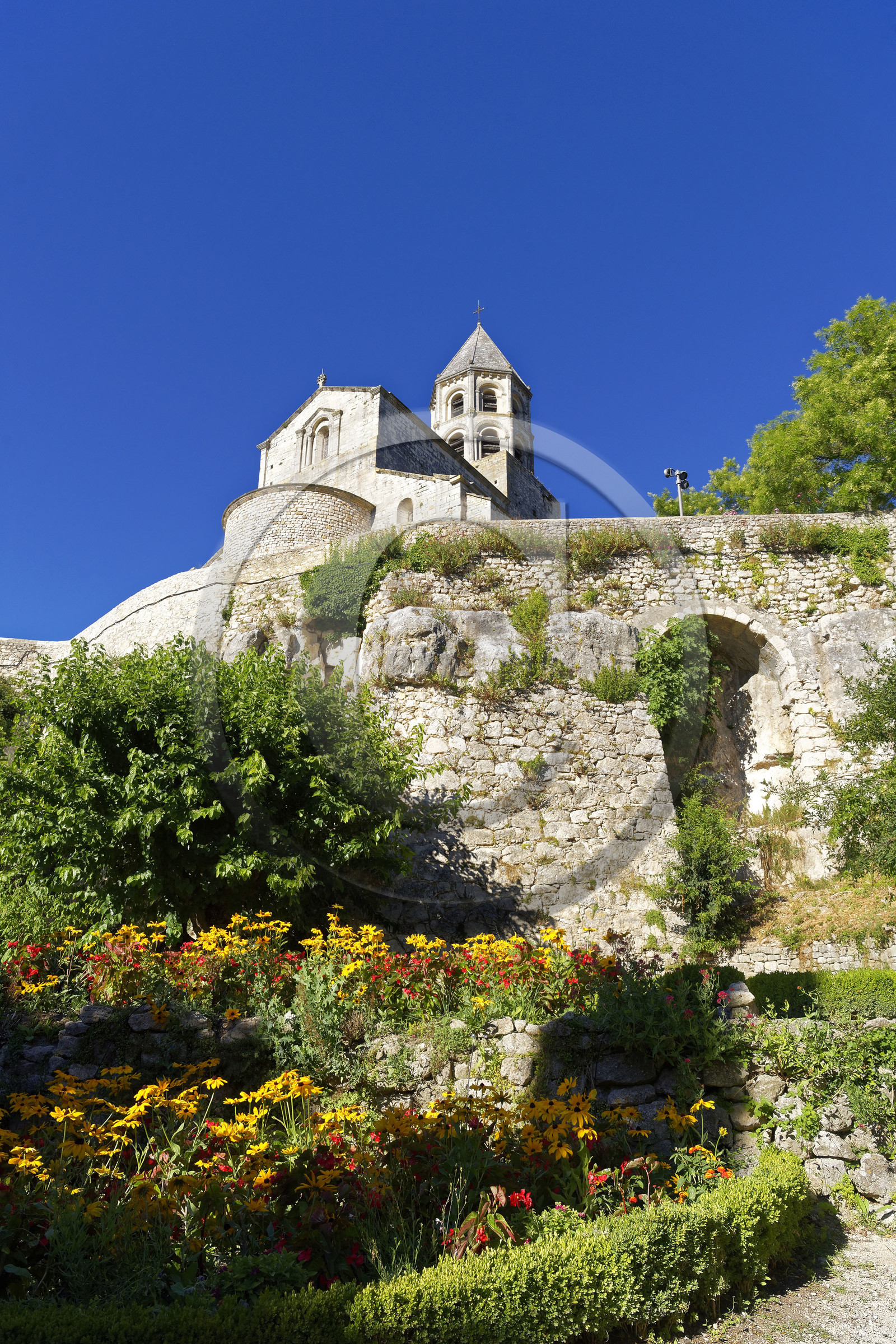 France, Garde Adhemar