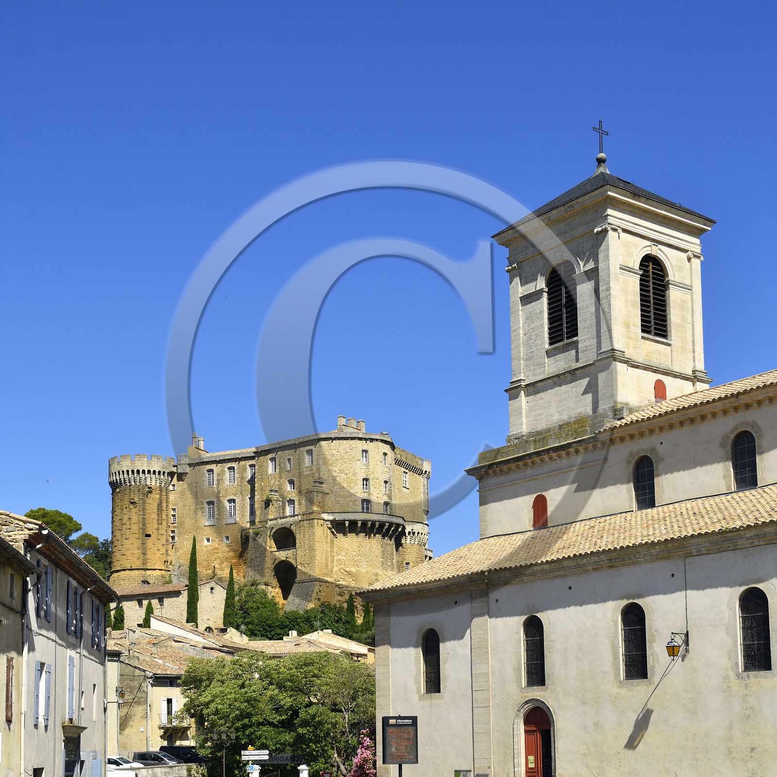 France, Suze la Rousse