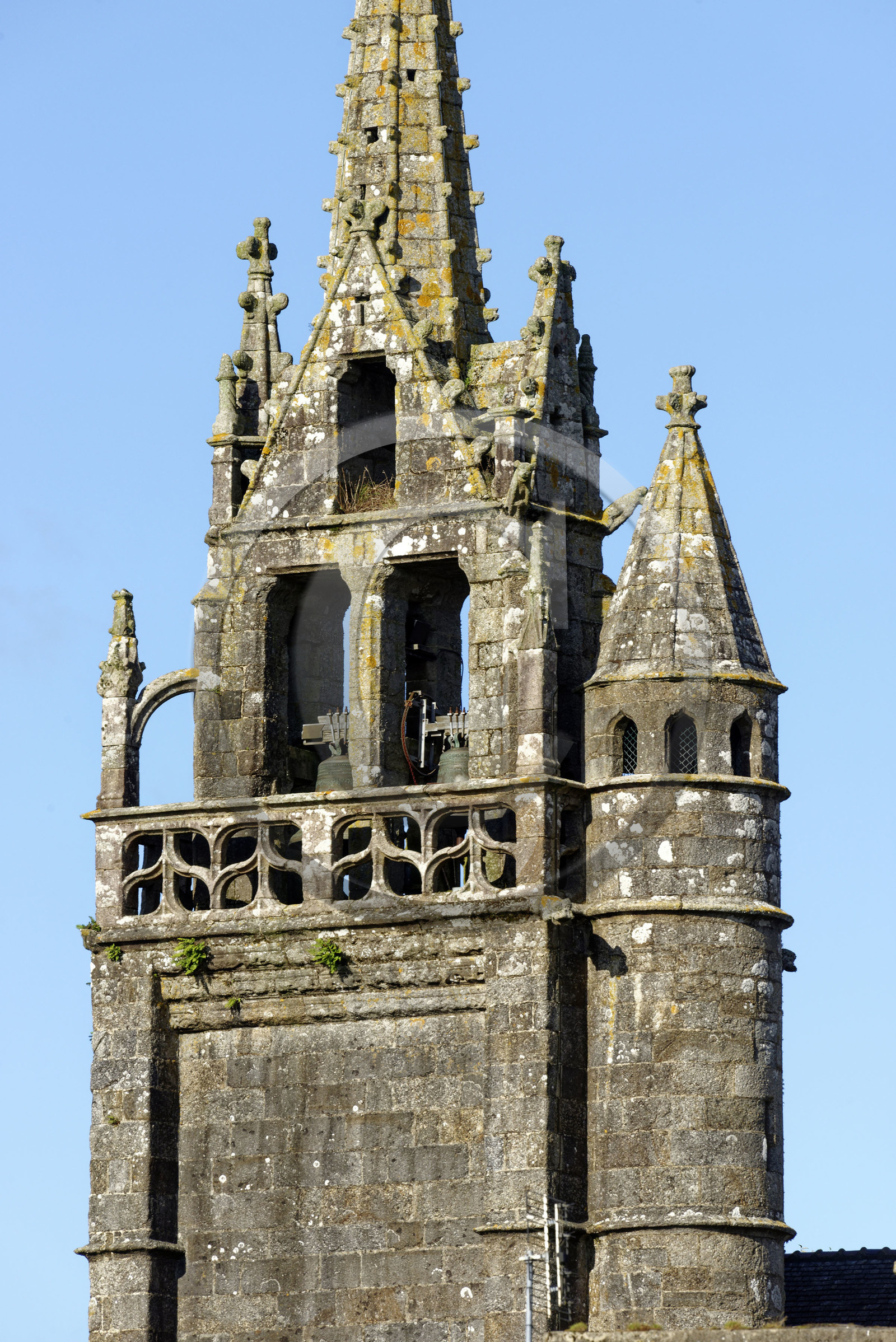 France, Finistère (29), Guimiliau, enclos paroissial, le clocher de l'église
