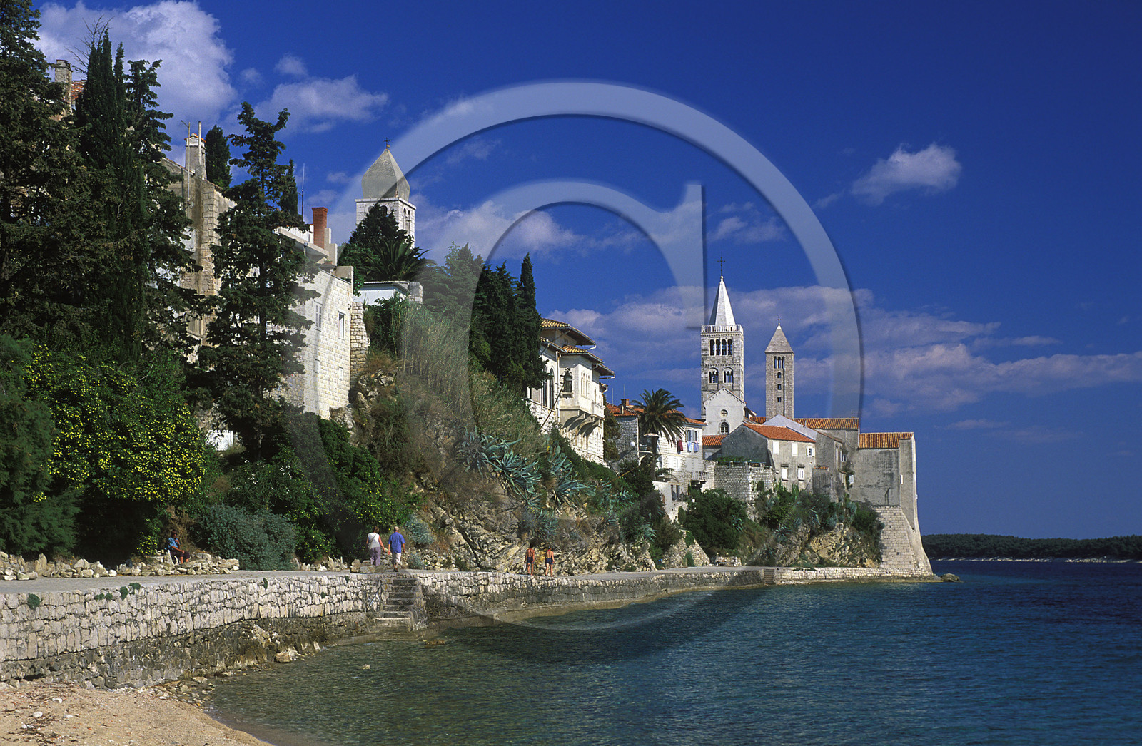 CROATIE. VILLE ET ILE DE RAB