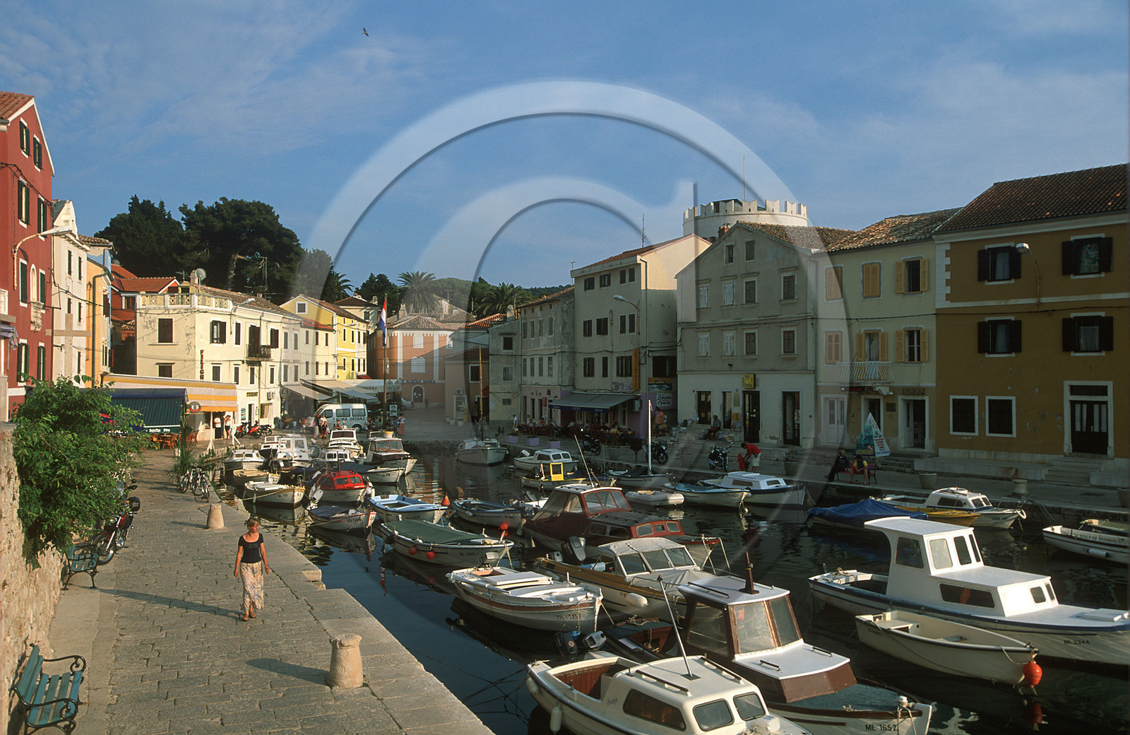 CROATIE. ILE DE LOISINJ. VELI LOSINJ