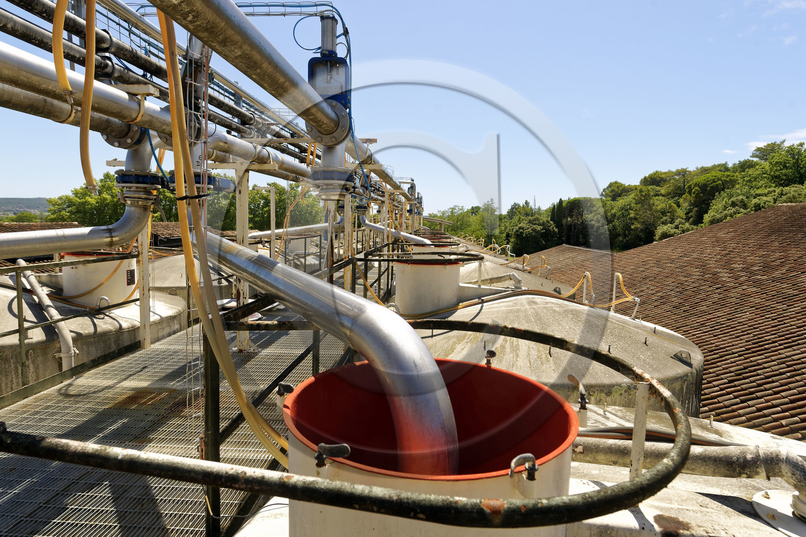 France, Suze la Rousse