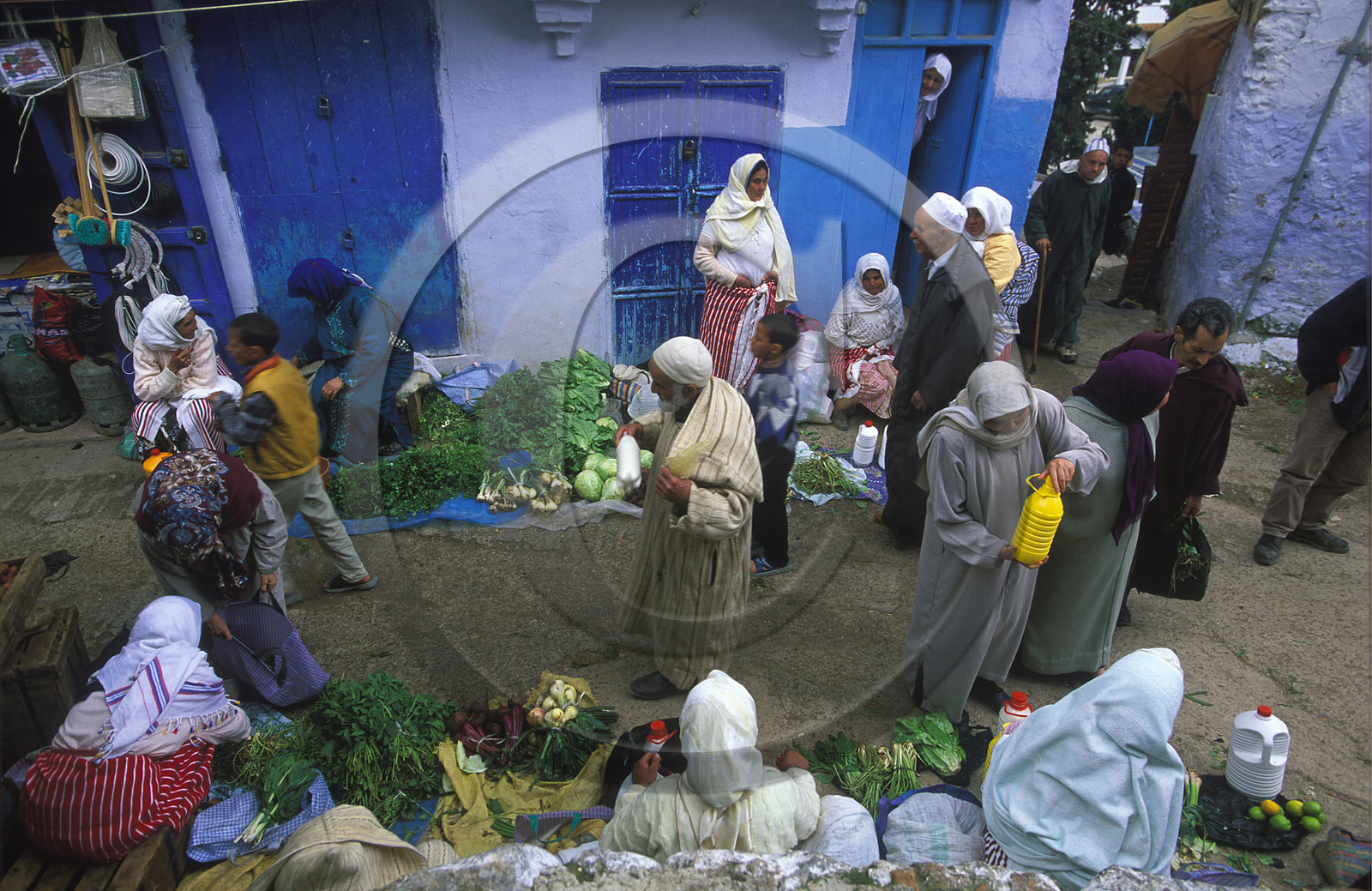 MAROC   CHEFCHOUAN.LA MÉDINA   LE MARCHÉ