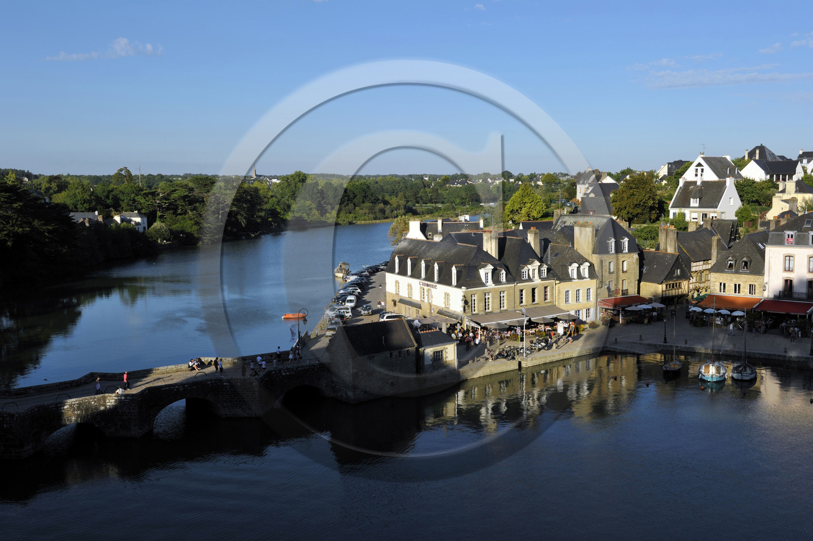 France, Auray