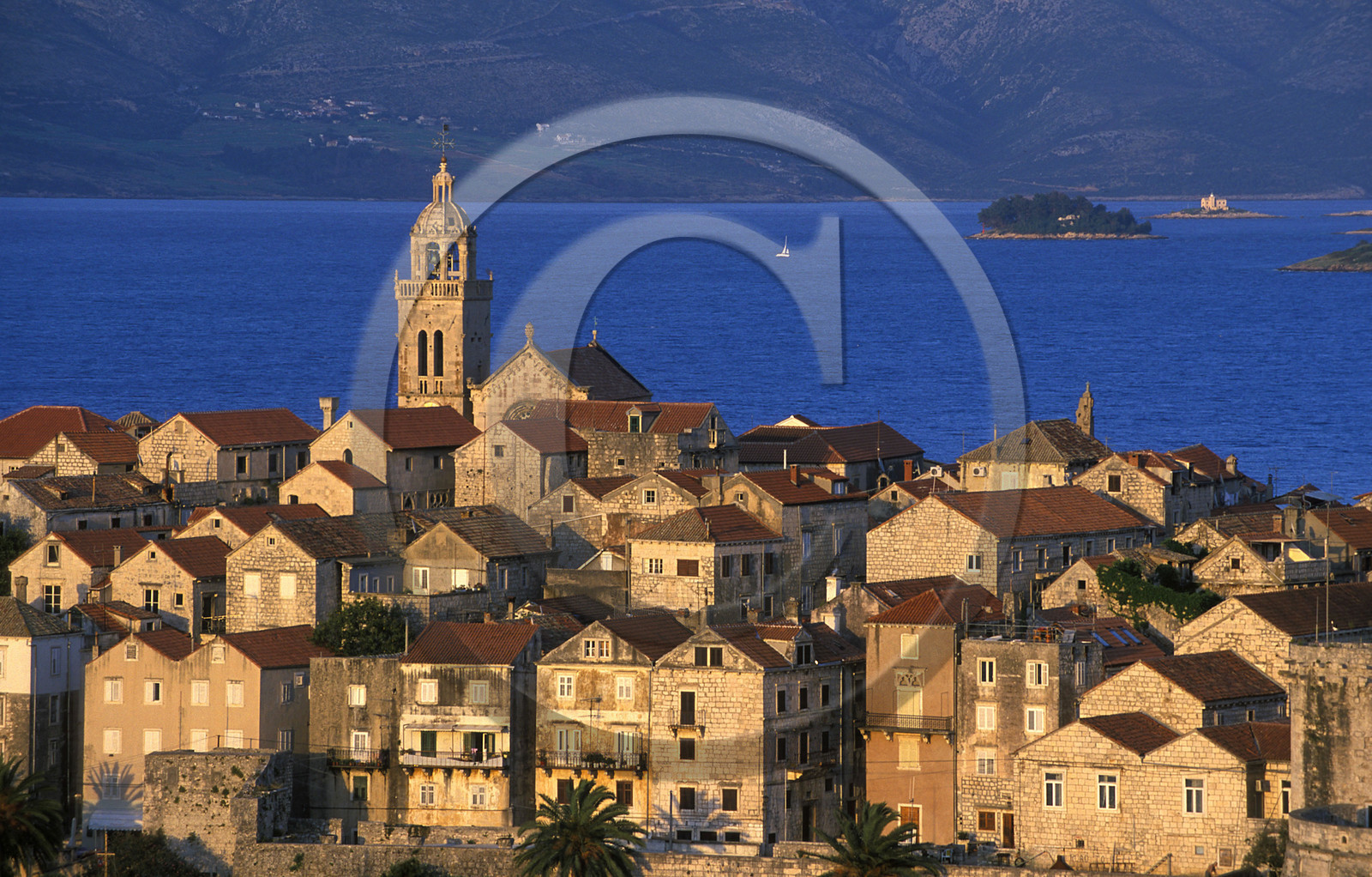 VILLE ET ILE DE KORCULA. CROATIE