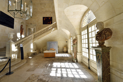 France, Suze la Rousse