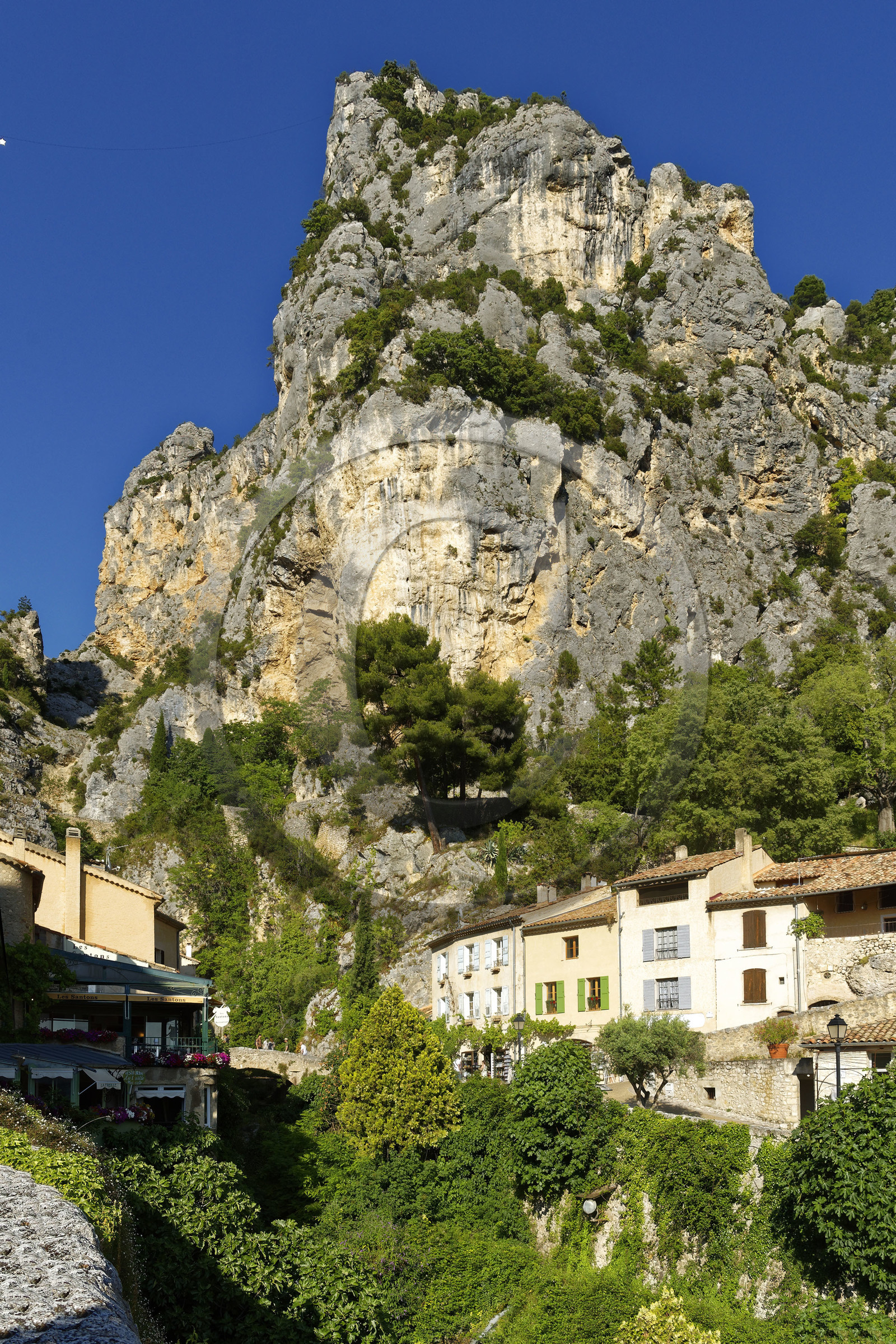 France, Moustiers
