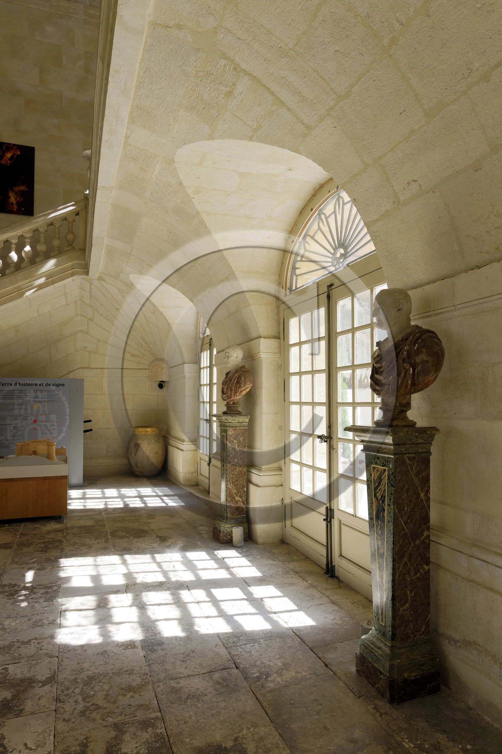 France, Suze la Rousse