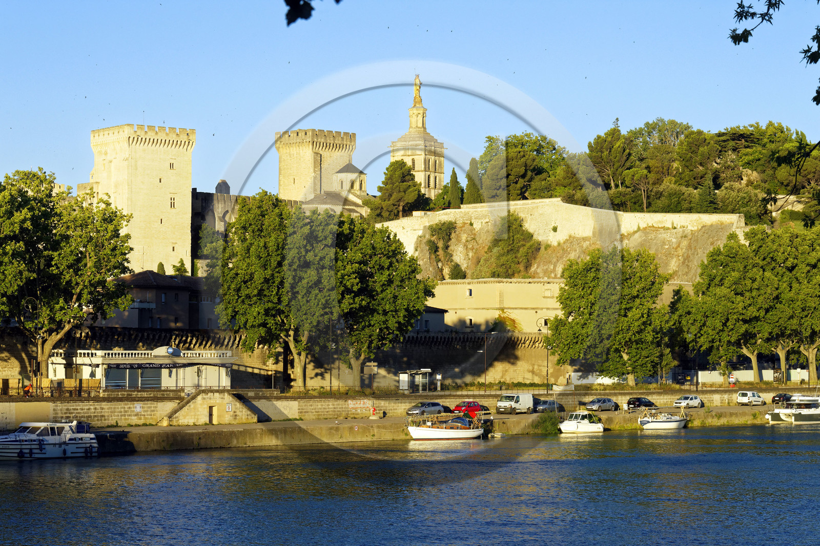 France, Avignon