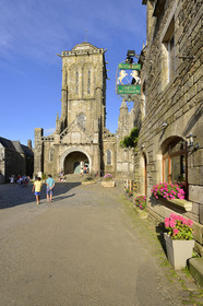 France, Locronan