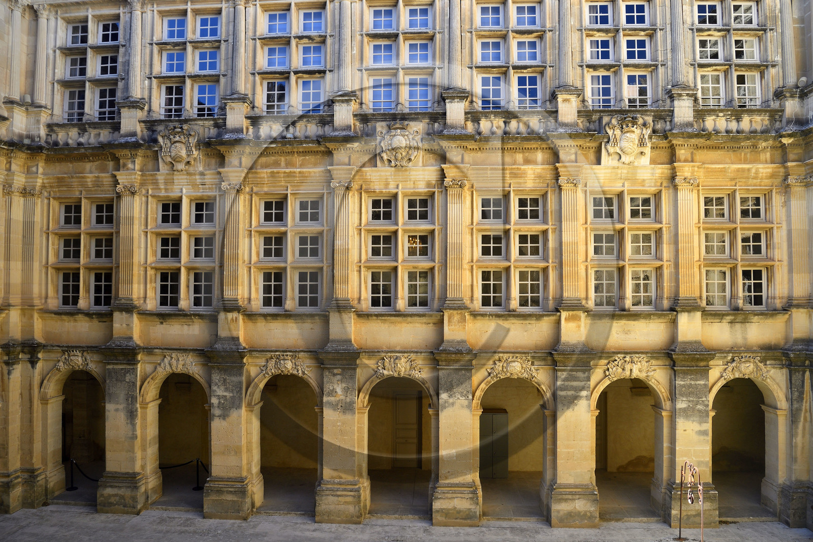 France, Suze la Rousse