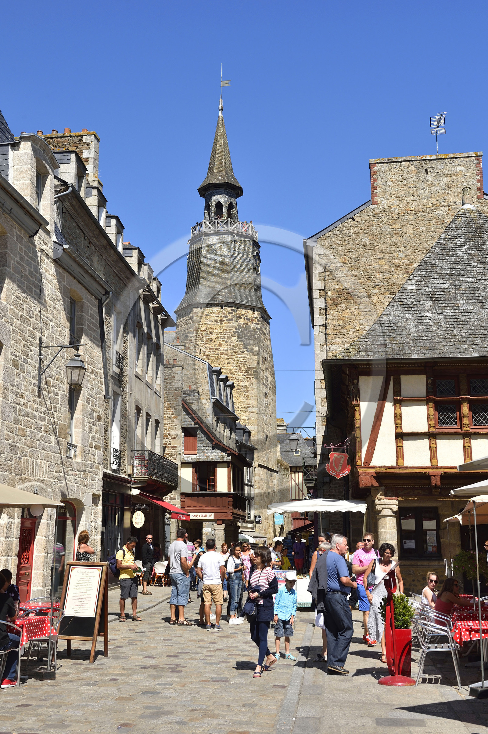 France, Dinan