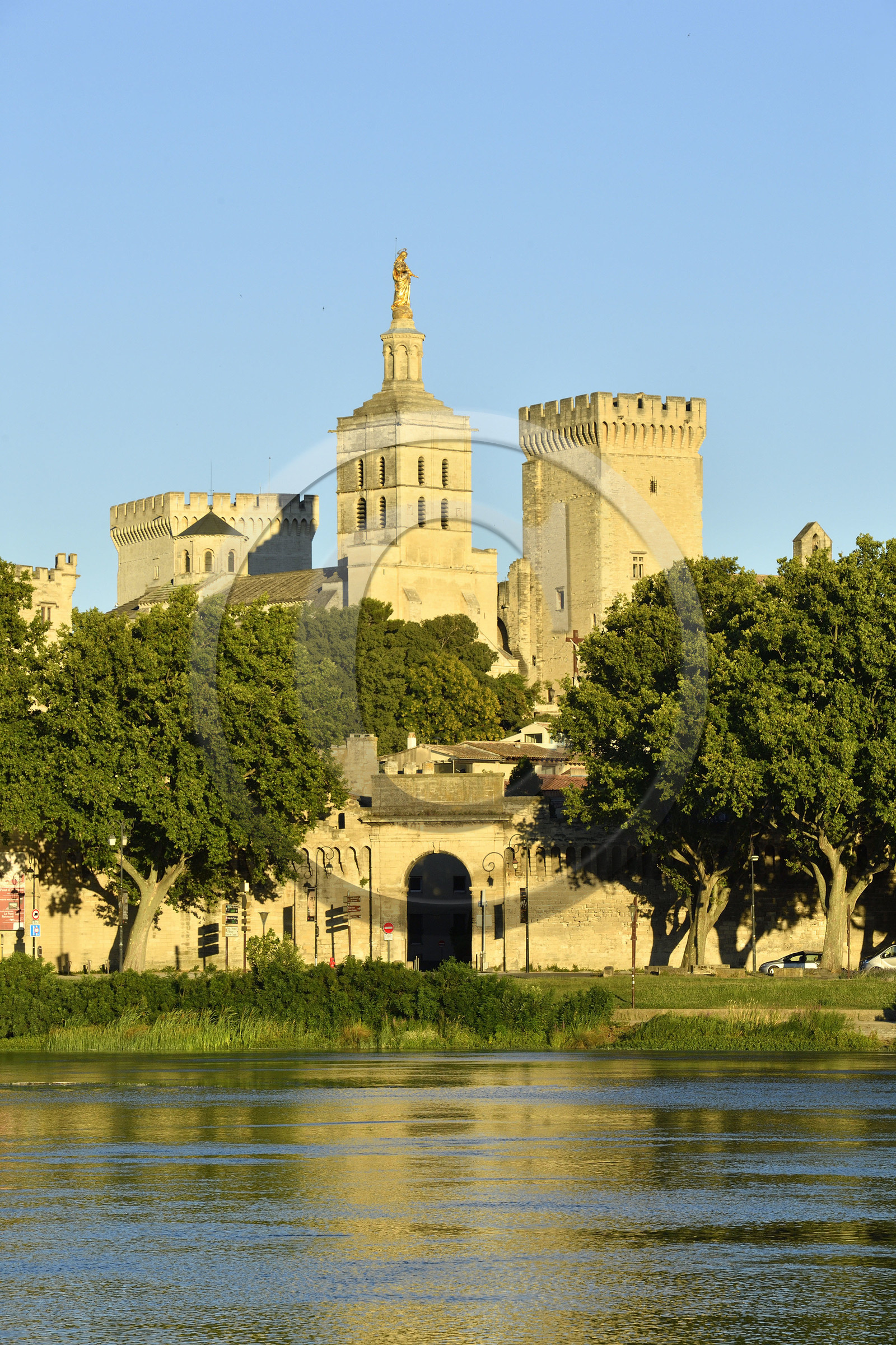 France, Avignon