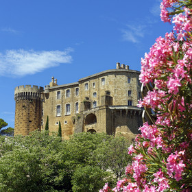 France, Suze la Rousse