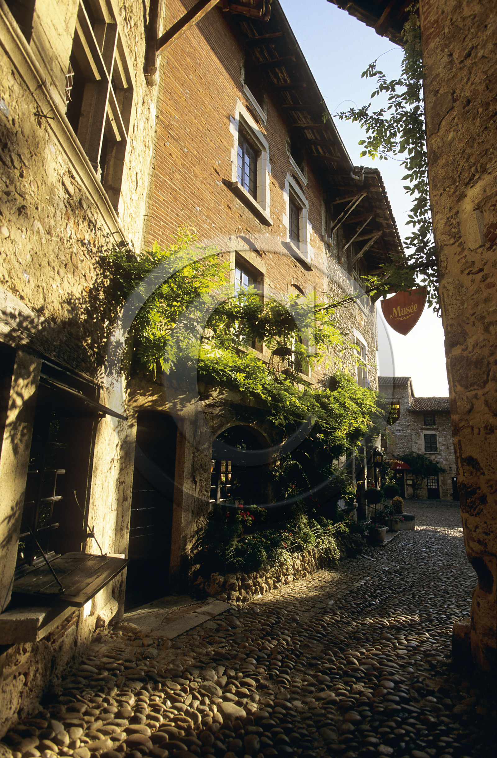 PEROUGES (01), FRANCE