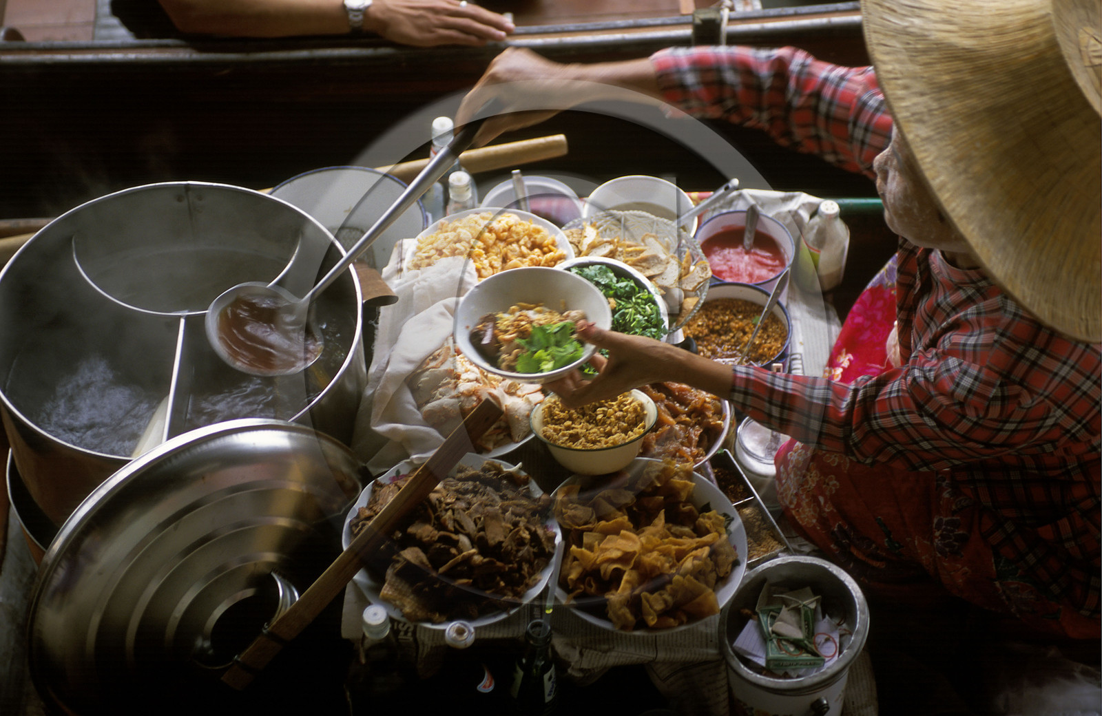 THAILANDE   MARCHÉ FLOTTANT