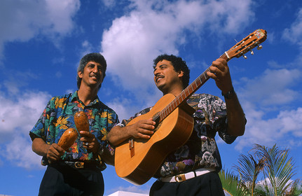 MUSICIENS TRADITIONNELS.CUBA